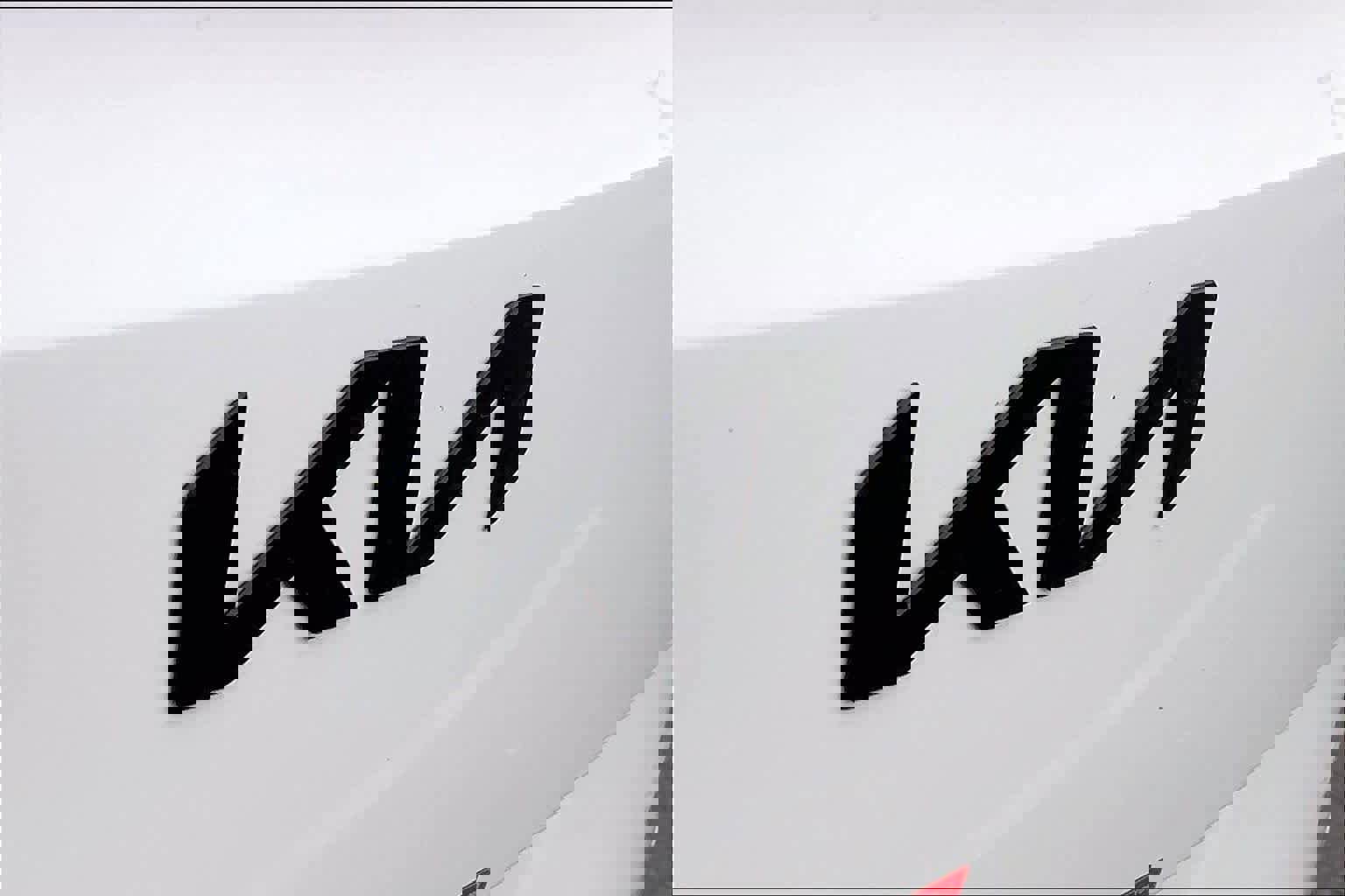 Used 2026 Kia Carnival SX w/ SX Dark Edition Package image 28