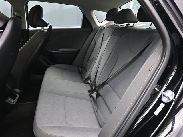 Used 2025 Kia K4 LXS image 38