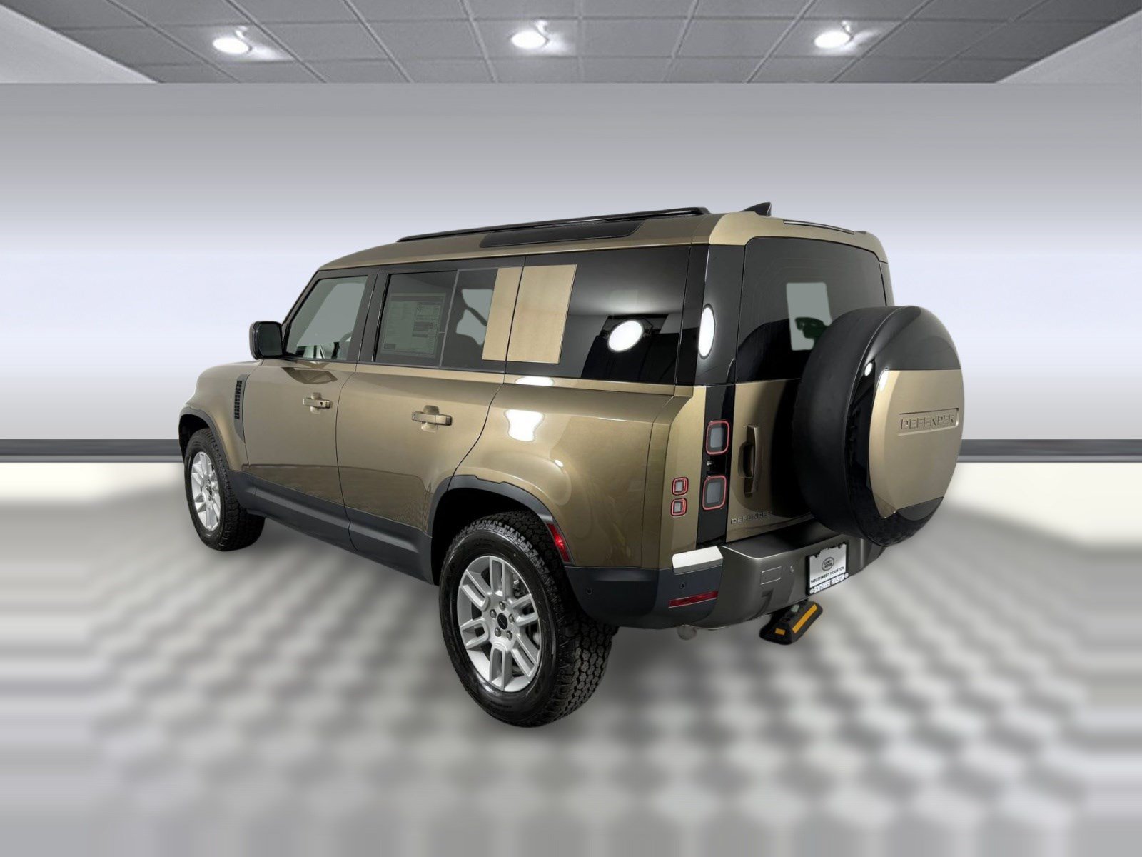 Used 2026 Land Rover Defender 110 S AWD/4WD image 3