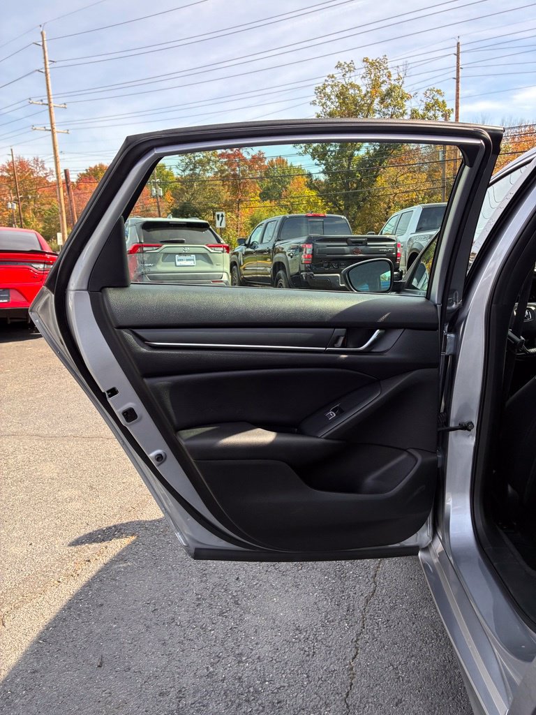 Used 2022 Honda Accord Sport image 24