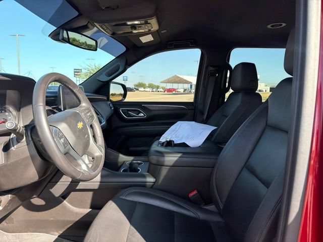 Used 2021 Chevrolet Suburban LT RWD image 12