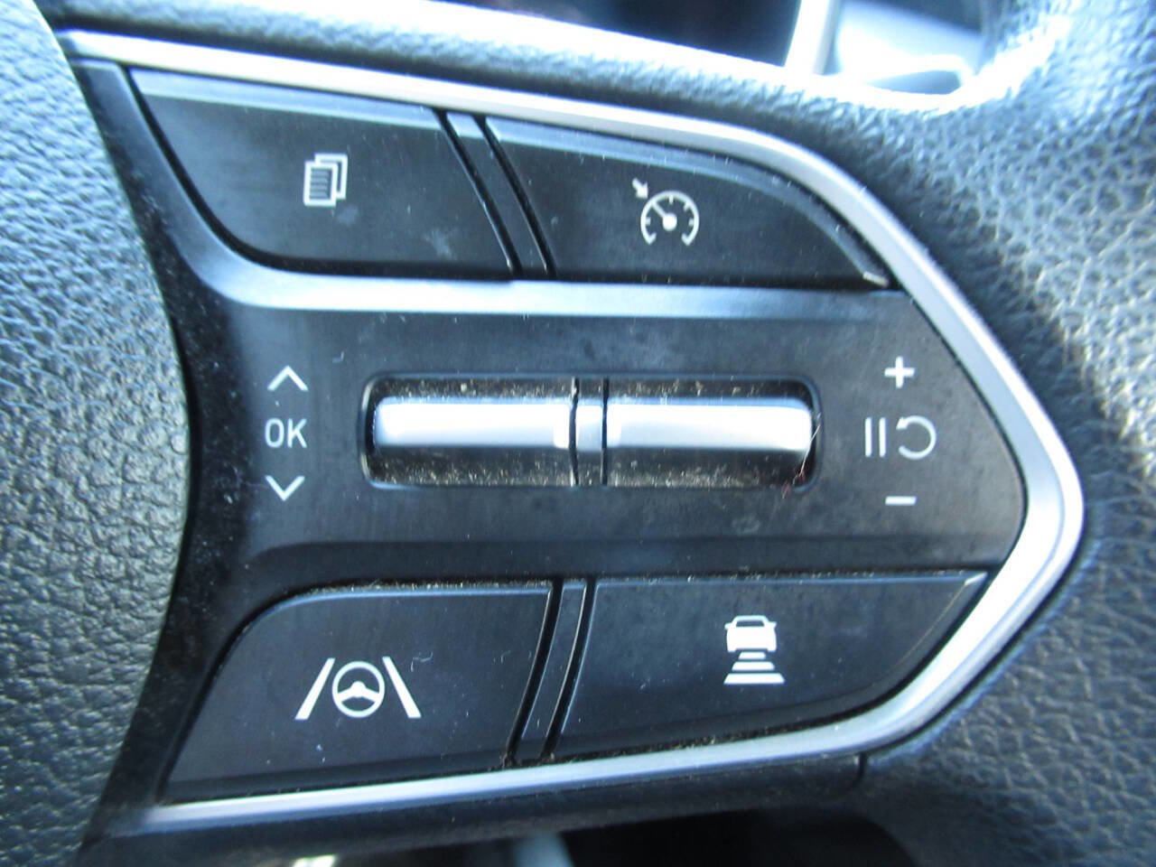 Used 2022 Hyundai Santa Fe SEL w/ Cargo Package image 20