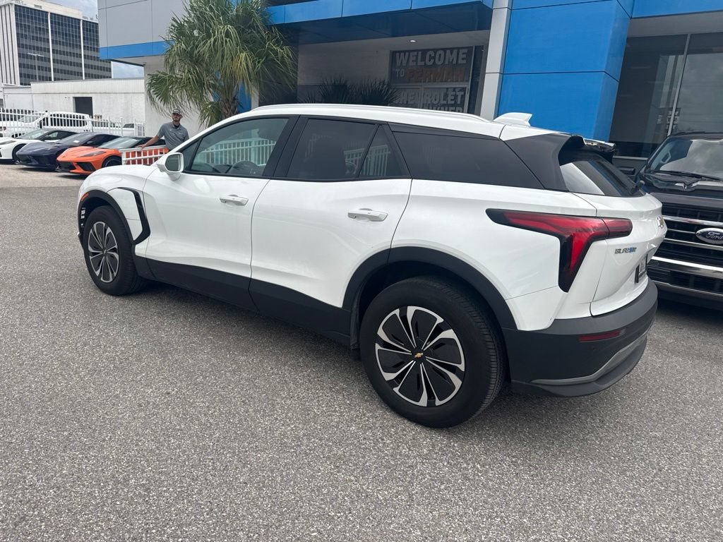 Used 2024 Chevrolet Blazer EV LT AWD/4WD image 5