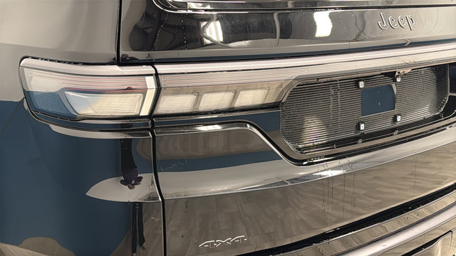New 2026 Jeep Grand Wagoneer Limited AWD/4WD image 44