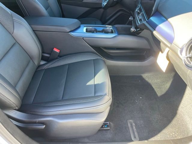 New 2026 Chevrolet Equinox EV LT AWD/4WD image 8