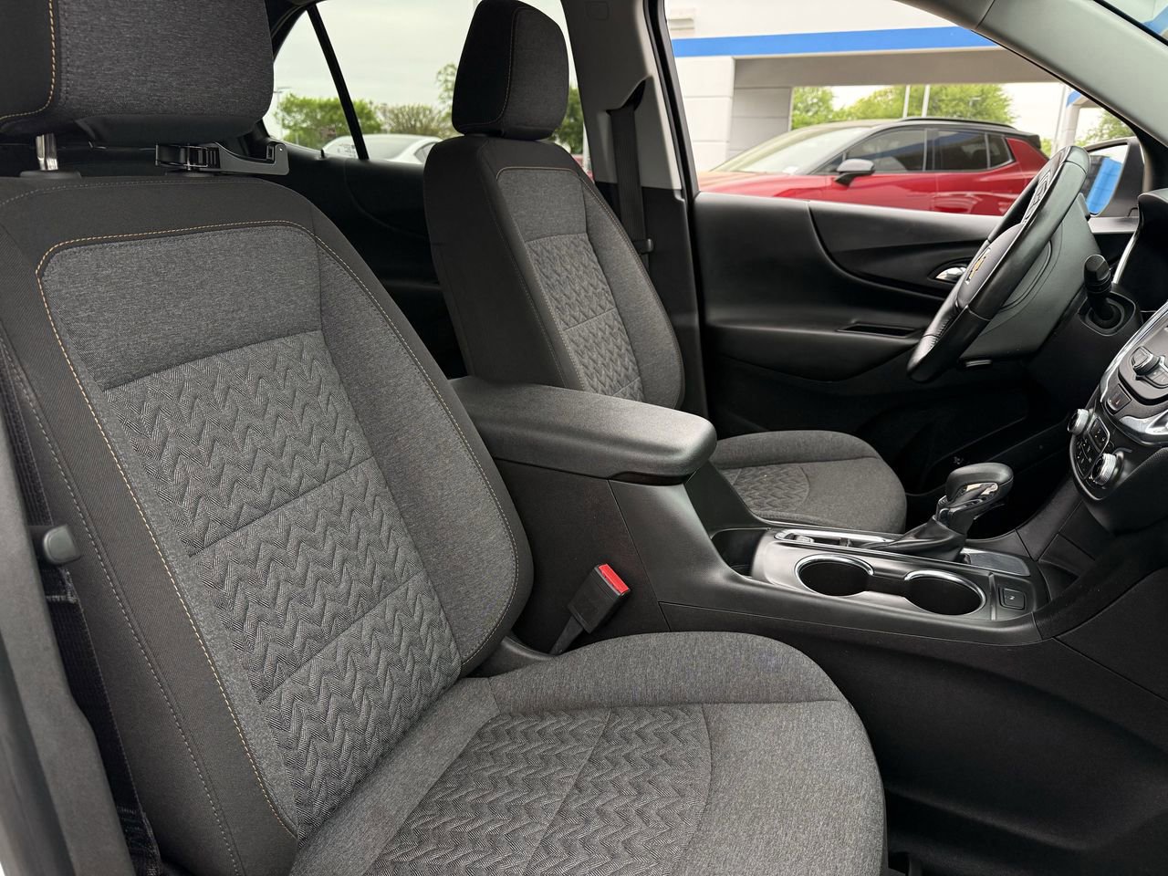 Used 2022 Chevrolet Equinox LT image 23