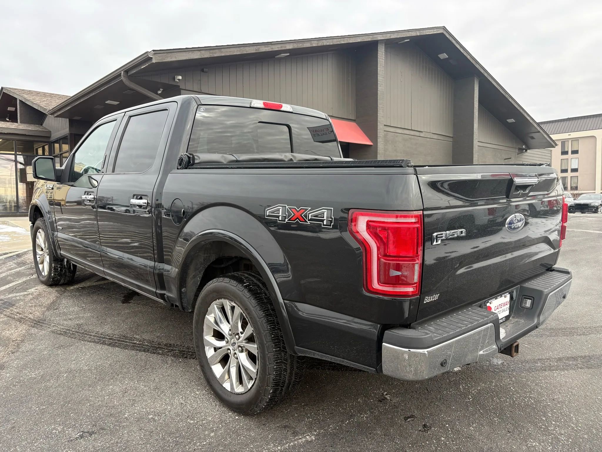 Used 2015 Ford F150 Lariat w/ Equipment Group 502A Luxury image 3