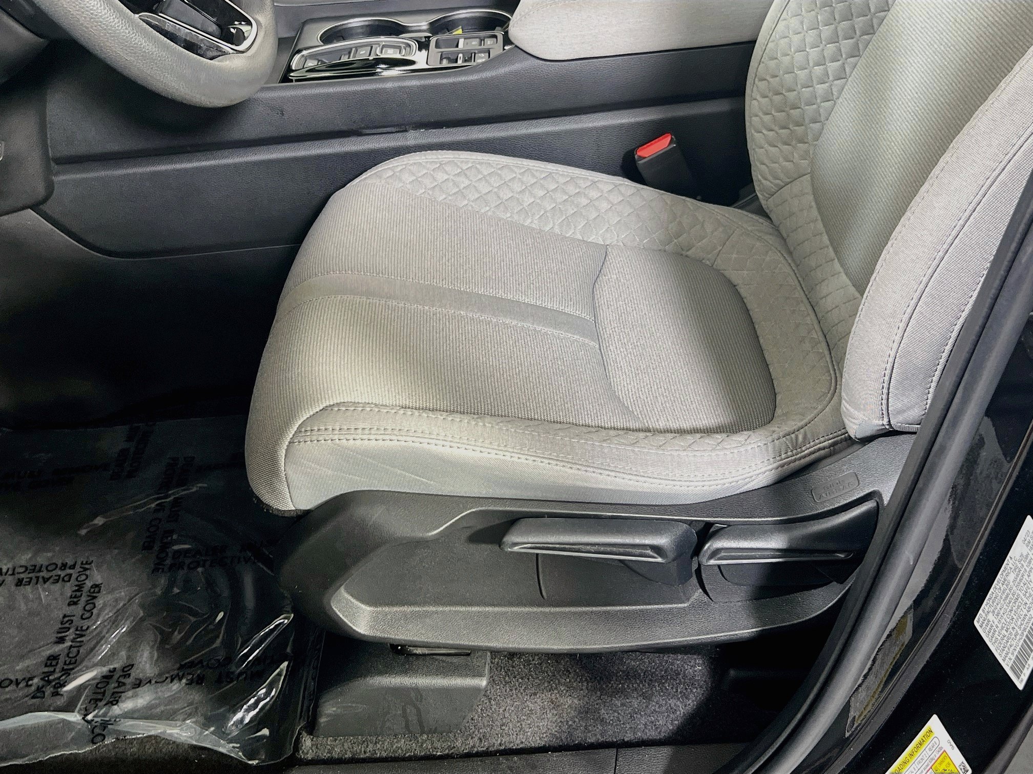 Used 2023 Honda Pilot LX image 18
