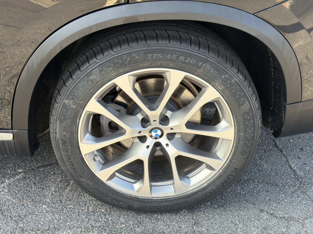 Used 2019 BMW X5 xDrive40i w/ Premium Package 2 image 11