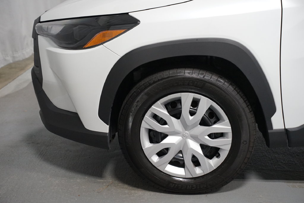 Certified 2026 Toyota Corolla Cross L FWD image 5