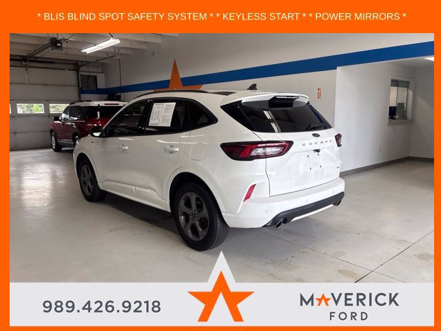 Used 2024 Ford Escape ST-Line w/ Tech Pack #1 AWD/4WD image 6