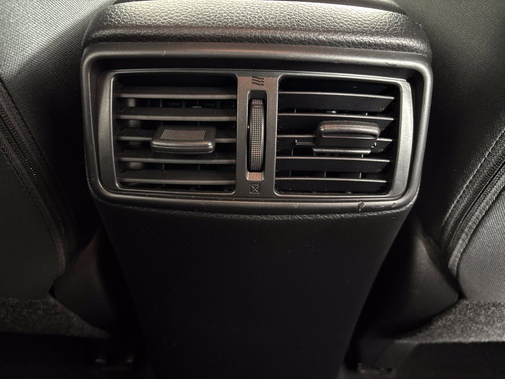 Used 2022 Nissan Rogue Sport S AWD/4WD image 12