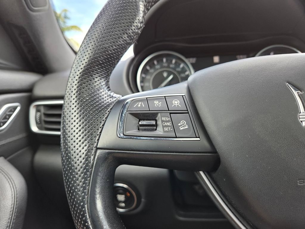 Used 2022 Maserati Levante GT image 26