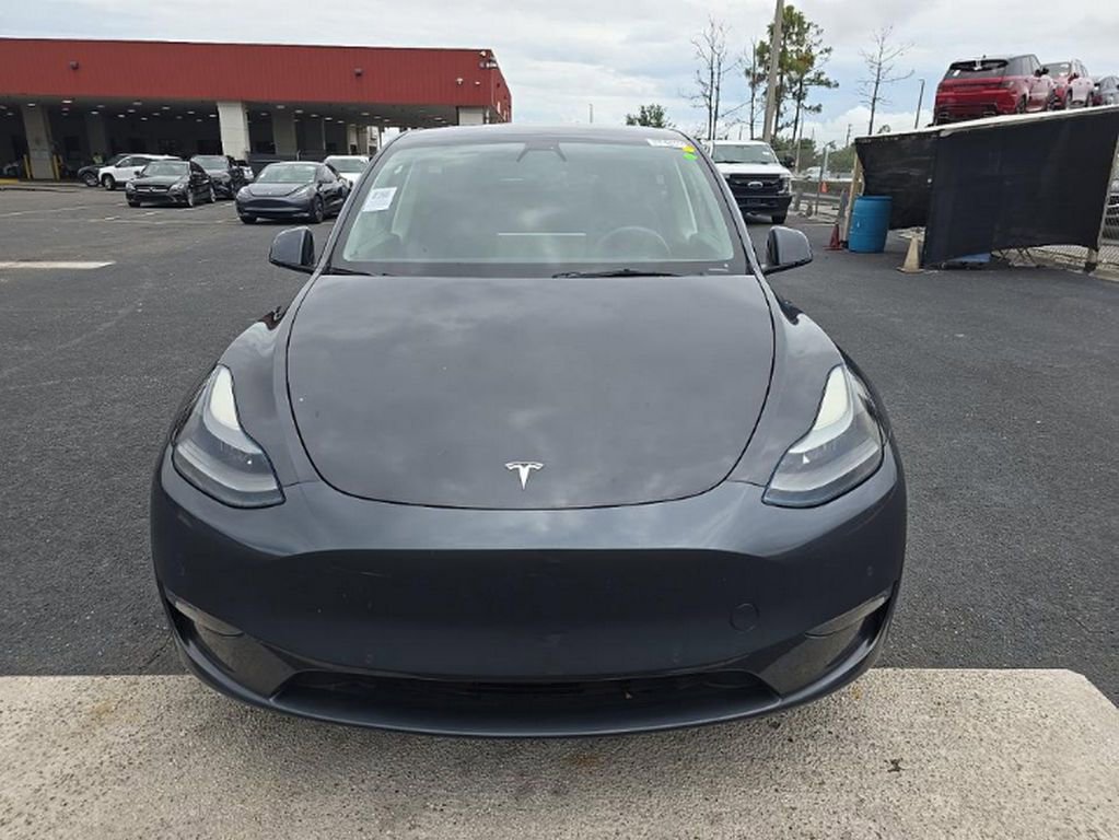 Used 2022 Tesla Model Y Performance AWD/4WD image 2