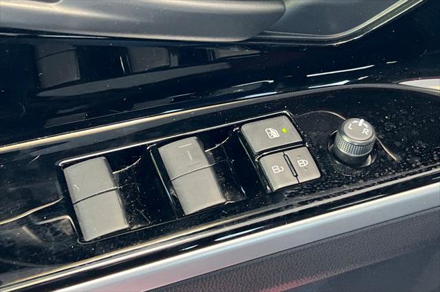 Certified 2025 Toyota bZ4X FWD image 13