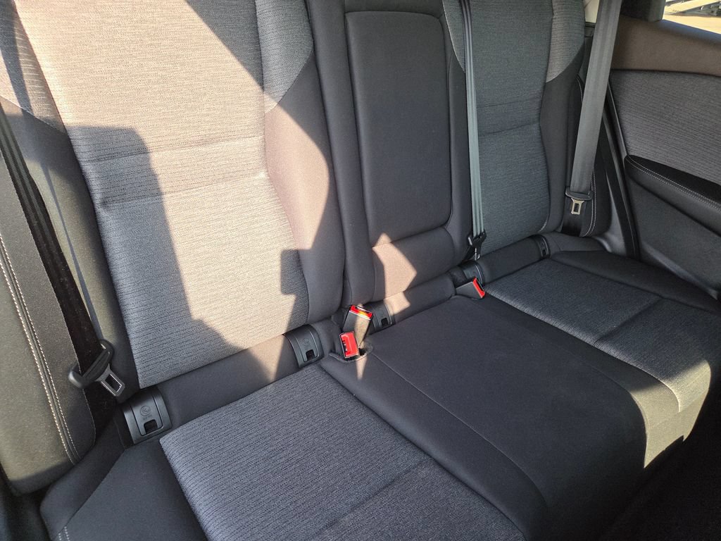 Used 2023 Nissan Rogue SV AWD/4WD image 25
