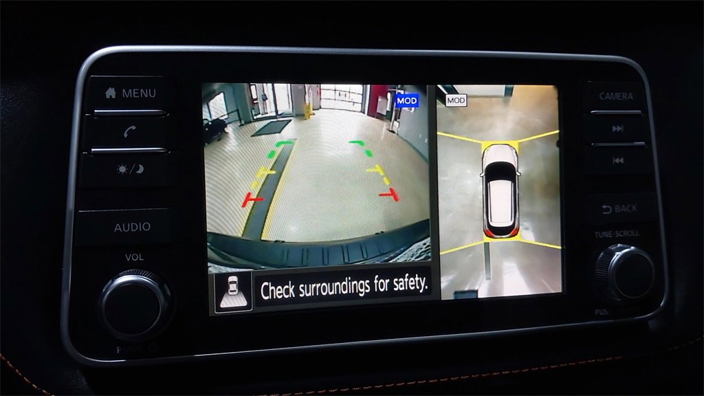 Used 2020 Nissan Kicks SR image 23