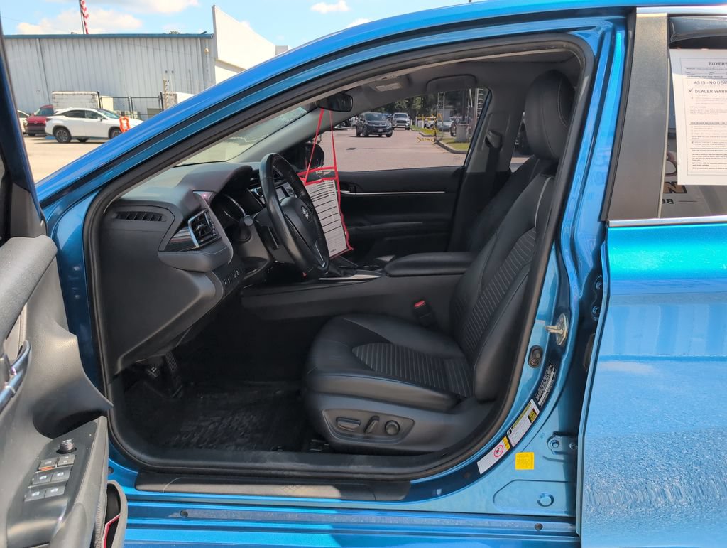 Used 2019 Toyota Camry SE FWD image 10