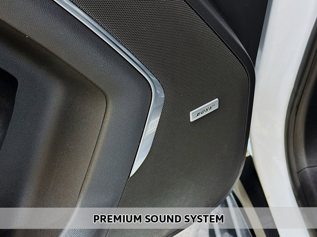 Used 2024 Chevrolet Tahoe LT image 3