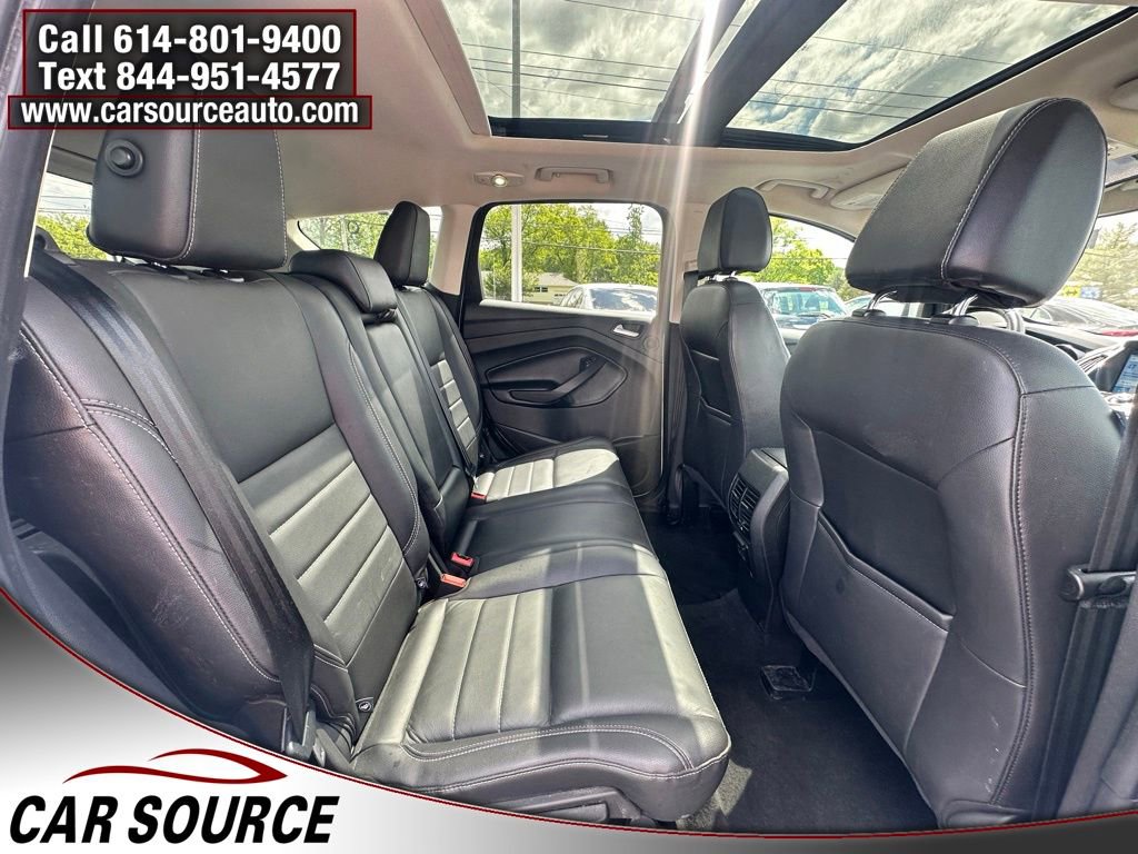 Used 2016 Ford Escape Titanium w/ Equipment Group 301A AWD/4WD image 18