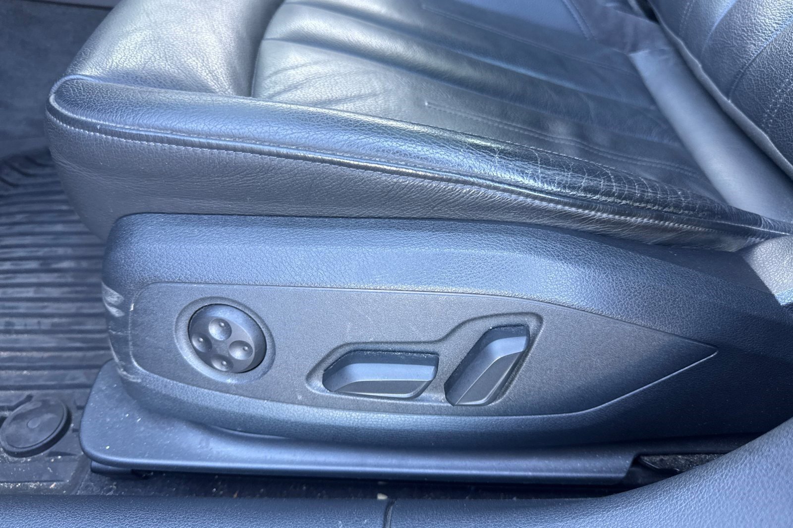 Used 2018 Audi A4 2.0T Ultra Premium Plus image 13