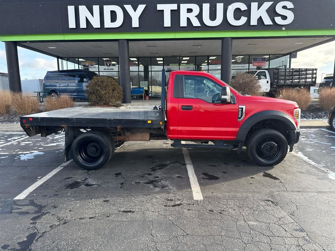 Used 2018 Ford F450 XLT image 2