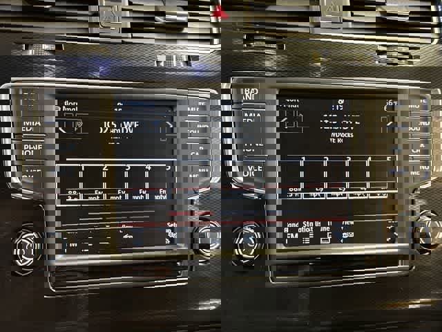 Used 2017 Volkswagen GTI S image 10