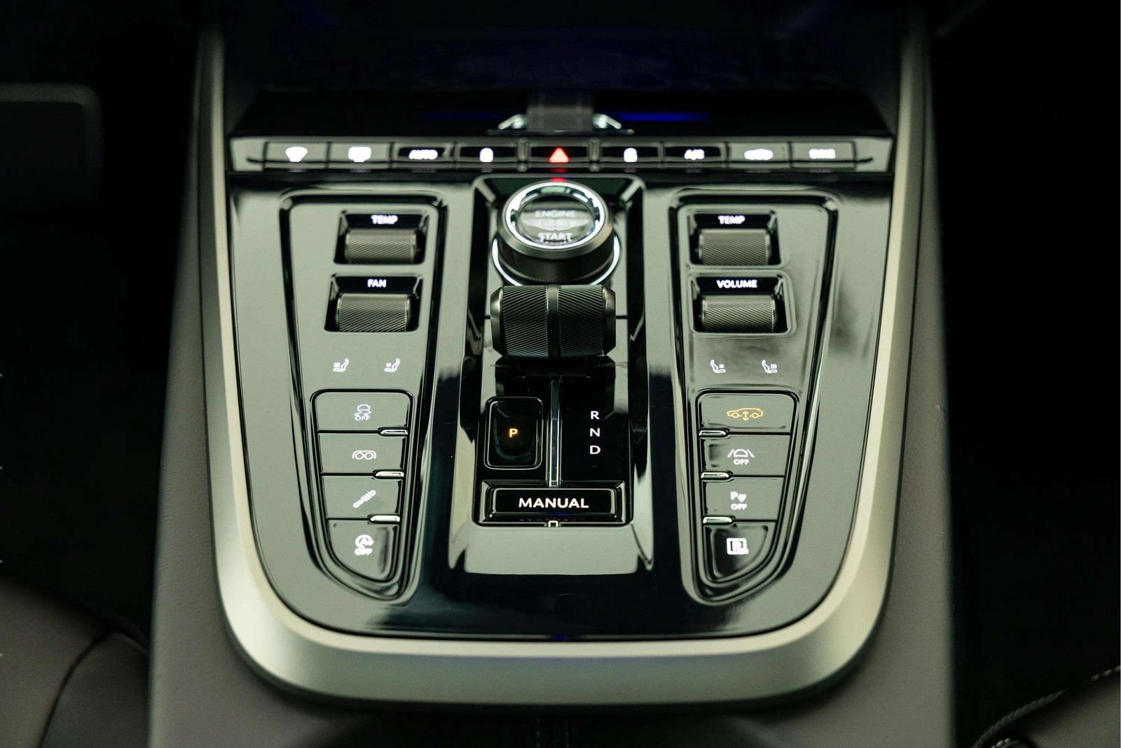 New 2026 Aston Martin DBX 707 AWD/4WD image 30