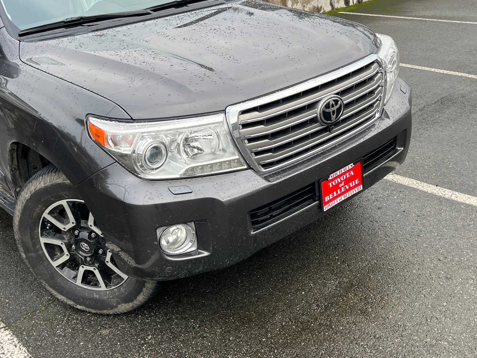 Used 2015 Toyota Land Cruiser image 3