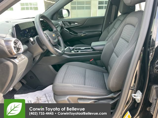 Used 2026 Chevrolet Equinox LT AWD/4WD image 17