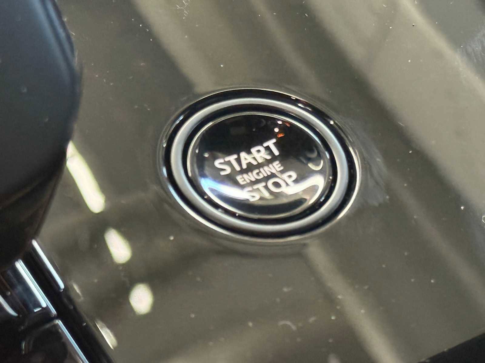 New 2025 Land Rover Range Rover Sport SV Edition Two image 30