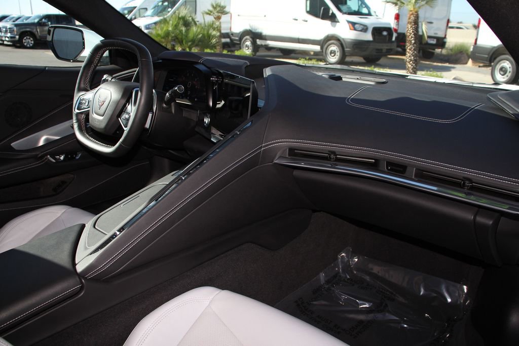 Used 2020 Chevrolet Corvette Stingray Coupe w/ 1LT image 26