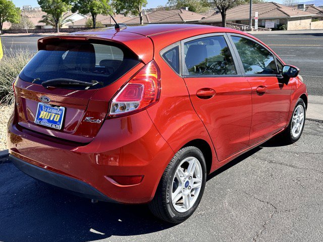 Used 2018 Ford Fiesta SE image 3