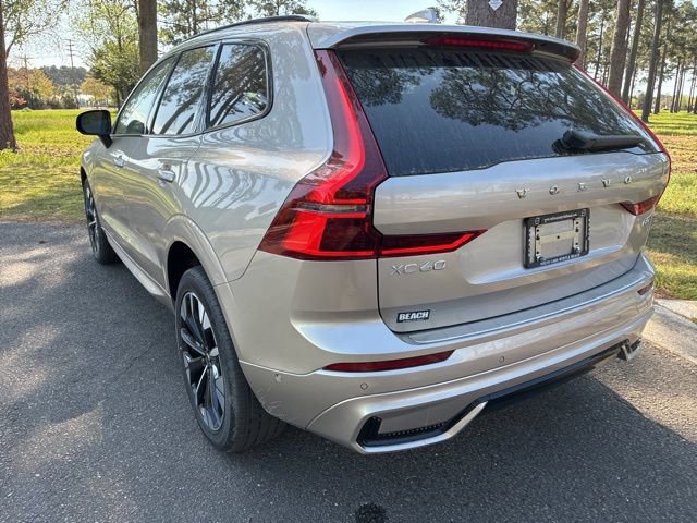 New 2026 Volvo XC60 B5 Plus w/ Protection Package Premier AWD/4WD image 8
