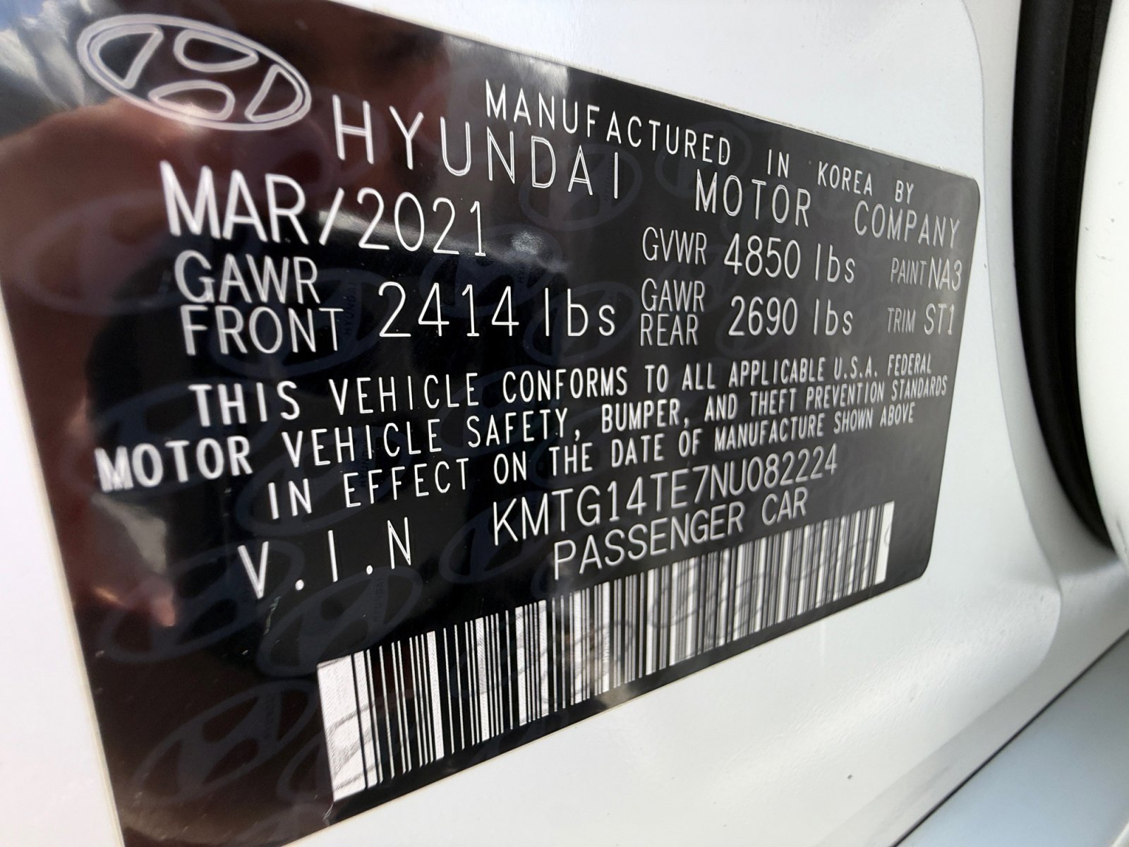 Used 2022 Genesis G70 3.3T Launch Edition RWD image 25