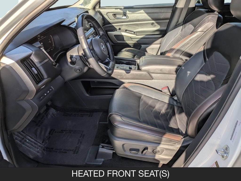 Used 2023 Nissan Pathfinder Platinum w/ Cargo Package AWD/4WD image 14