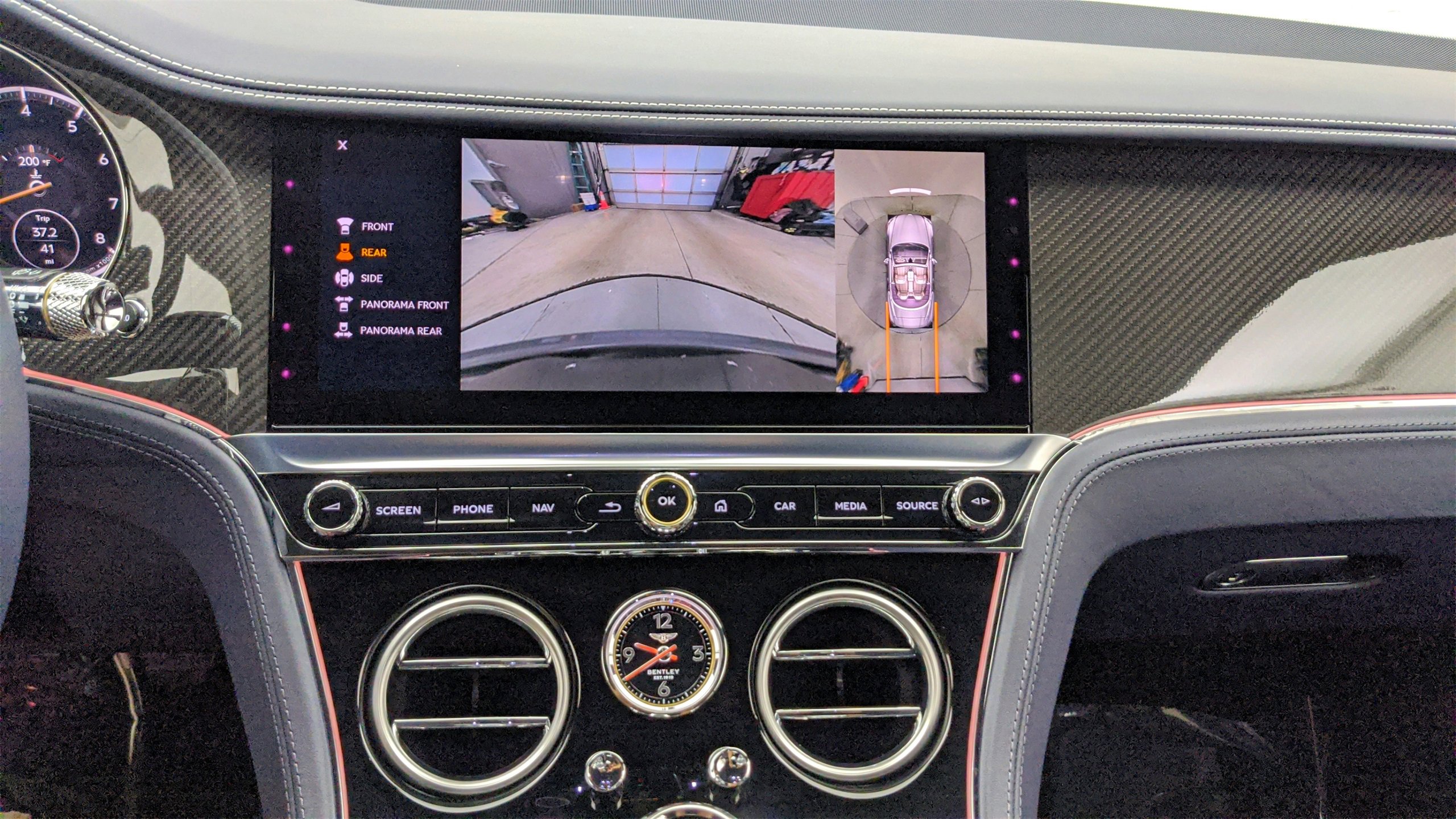 Used 2024 Bentley Continental GT V8 image 20