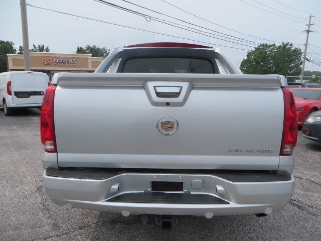 Used 2013 Cadillac Escalade EXT Luxury AWD/4WD image 3