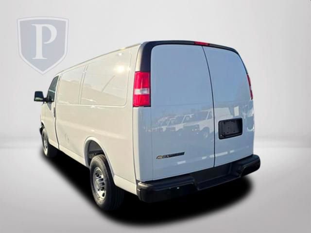 New 2026 Chevrolet Express 2500 w/ Driver Convenience Package image 8