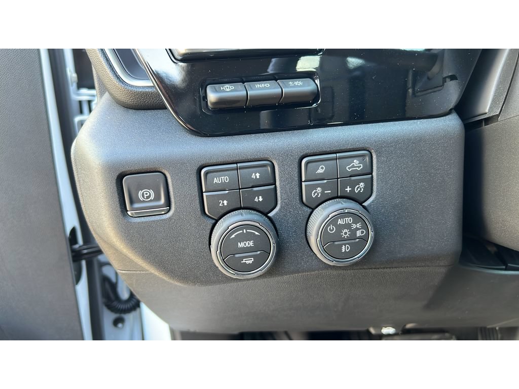 Certified 2026 Chevrolet Silverado 1500 LTZ w/ LTZ Premium Package AWD/4WD image 23