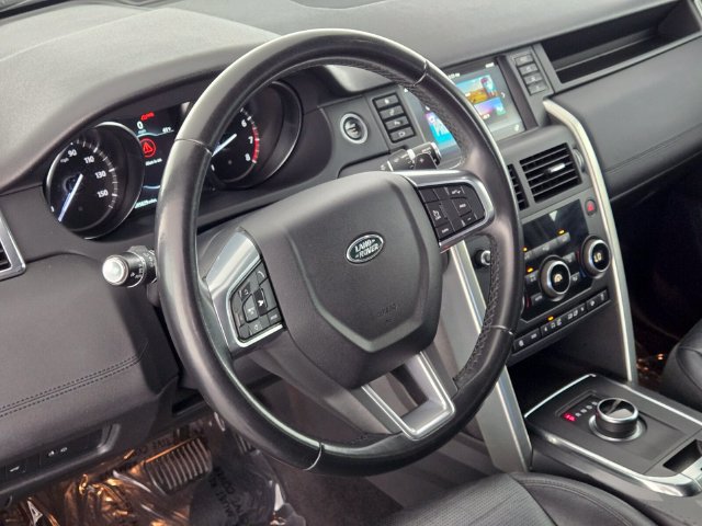 Used 2019 Land Rover Discovery Sport HSE AWD/4WD image 21