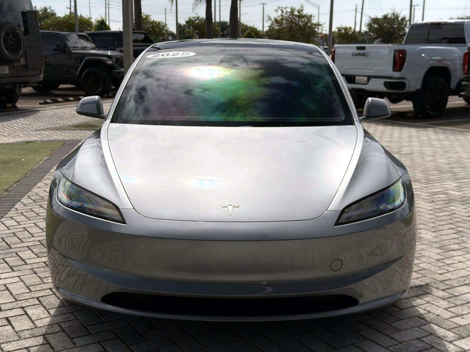 Used 2025 Tesla Model 3 Long Range AWD/4WD image 2