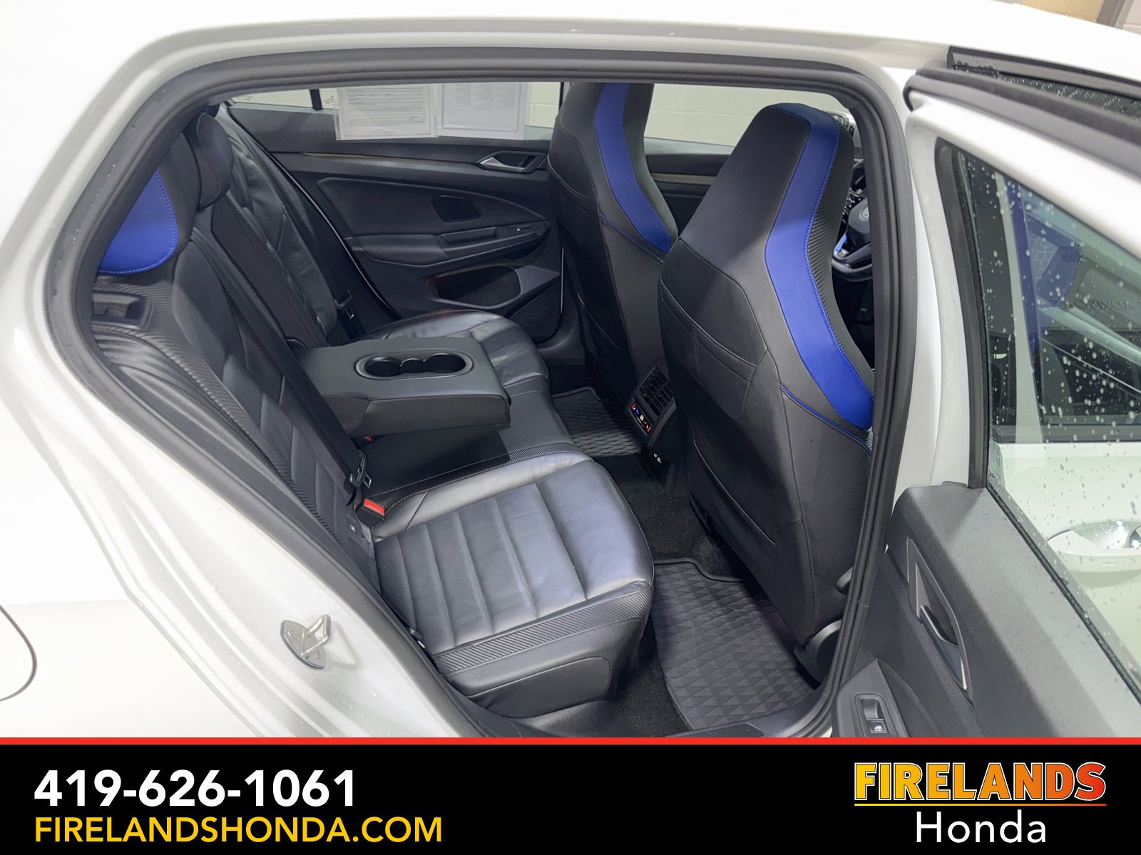 Used 2023 Volkswagen Golf R image 32