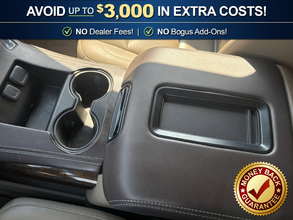 Used 2019 Chevrolet Suburban LT RWD image 30