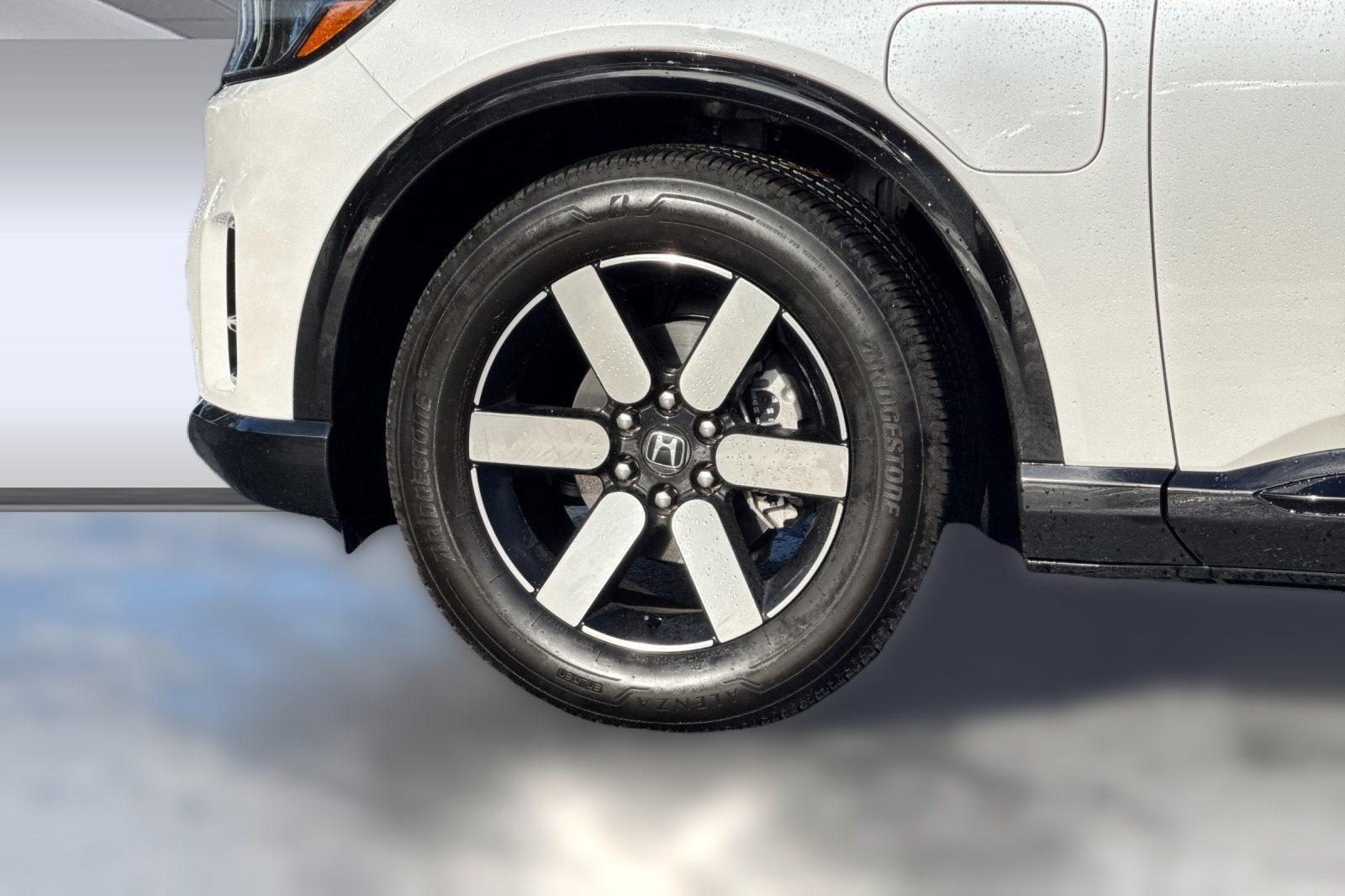 Certified 2025 Honda Prologue Touring image 12