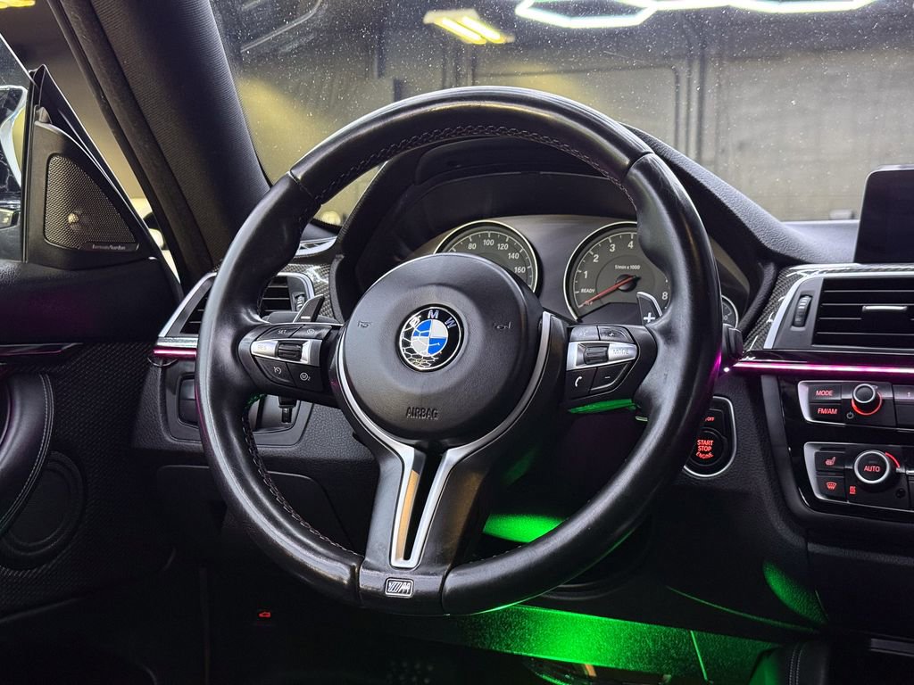 Used 2017 BMW M4 Coupe RWD image 19