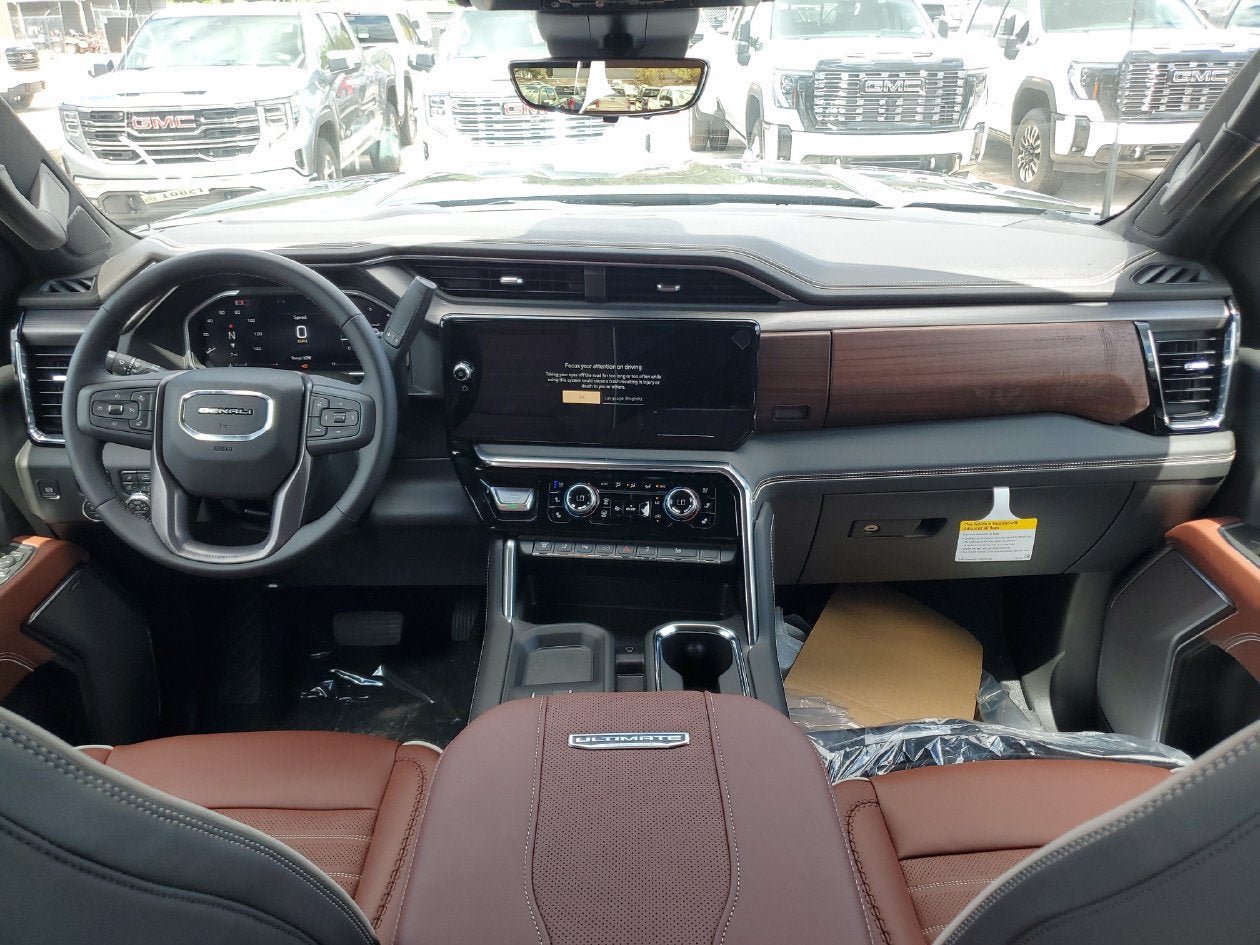New 2026 GMC Sierra 3500 Denali Ultimate AWD/4WD image 13