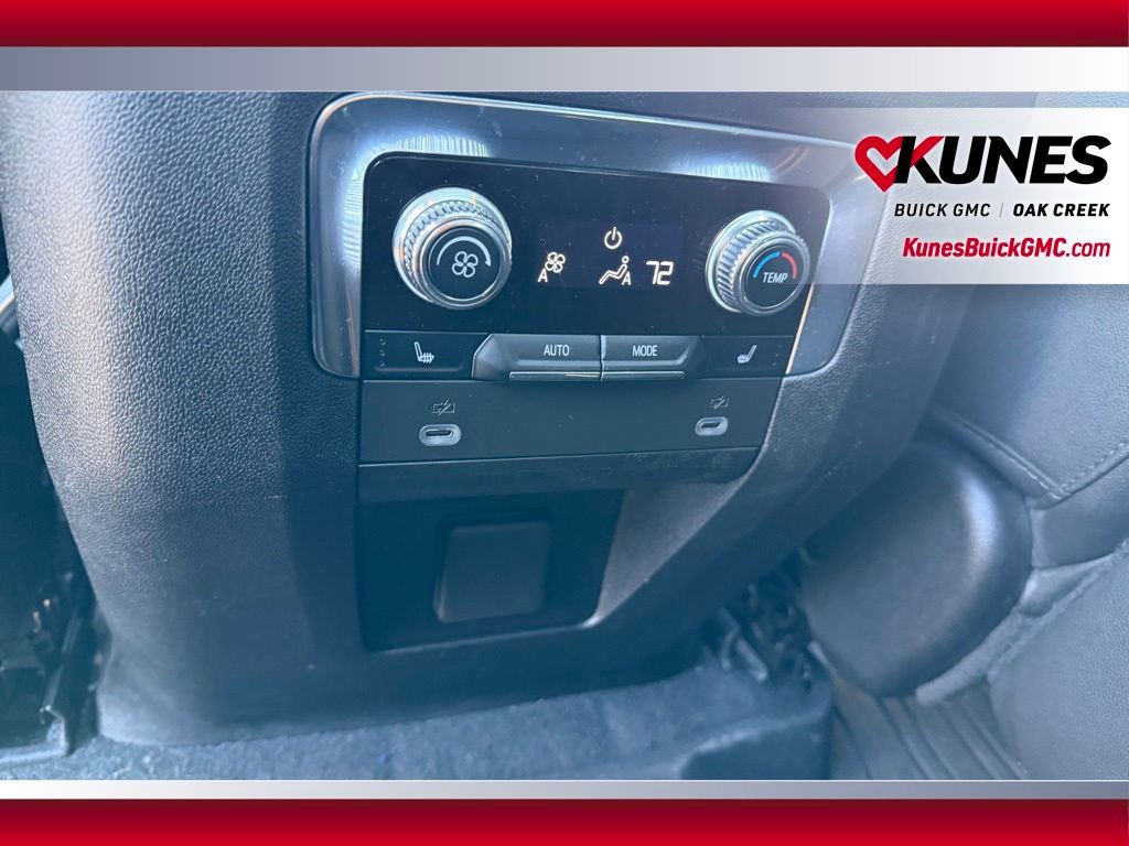 Used 2023 GMC Yukon XL AT4 image 14