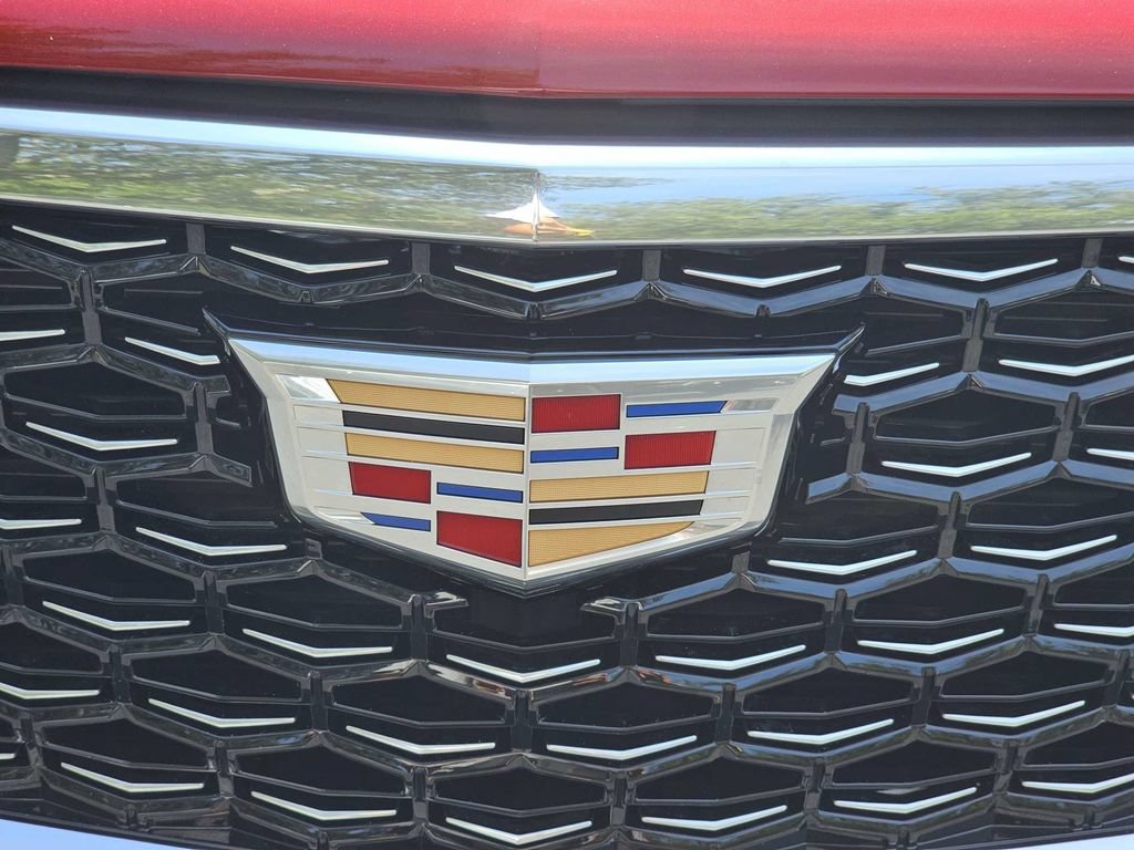 Certified 2024 Cadillac XT4 Premium Luxury FWD image 13