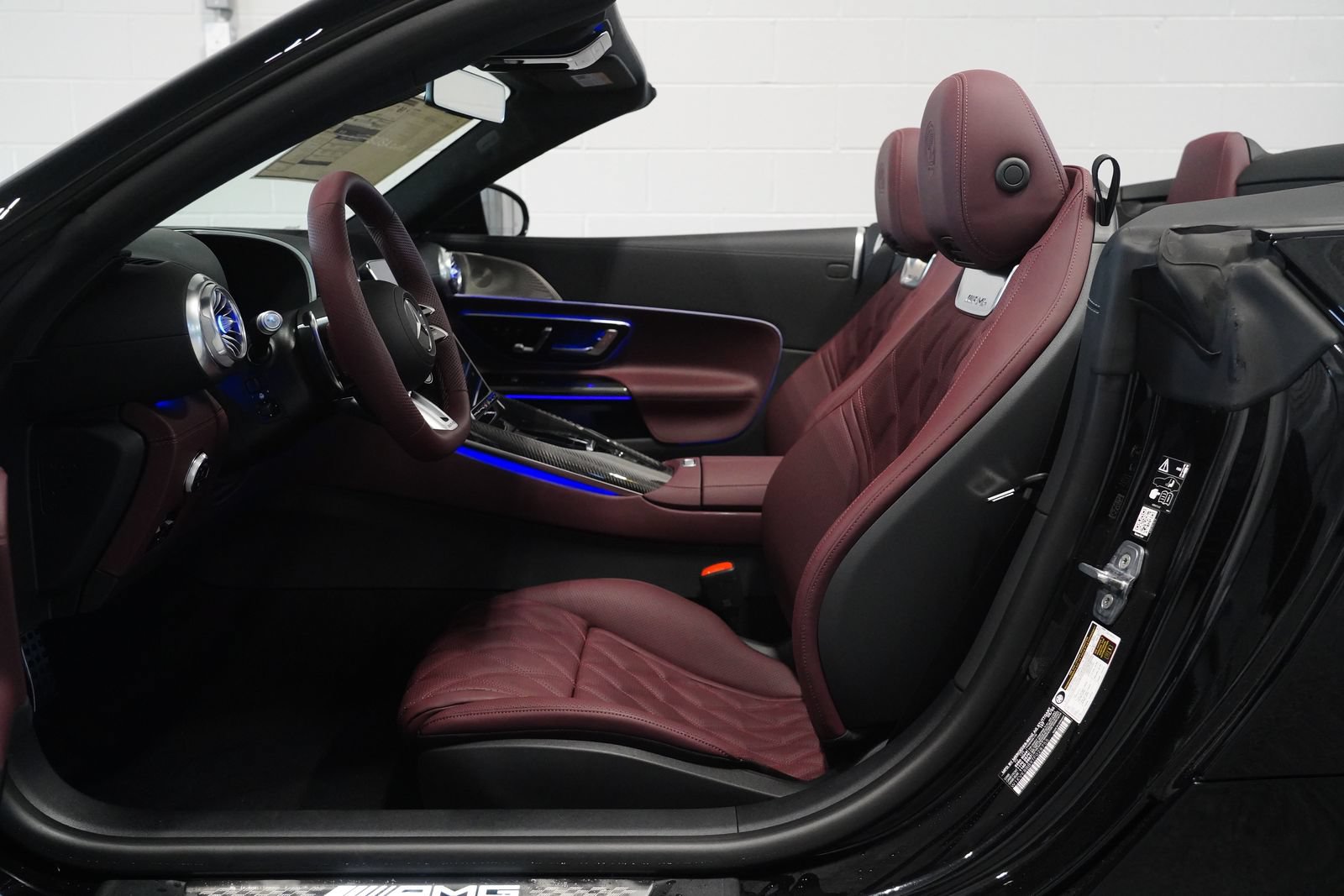 New 2026 Mercedes-Benz SL 63 AMG 4MATIC image 17